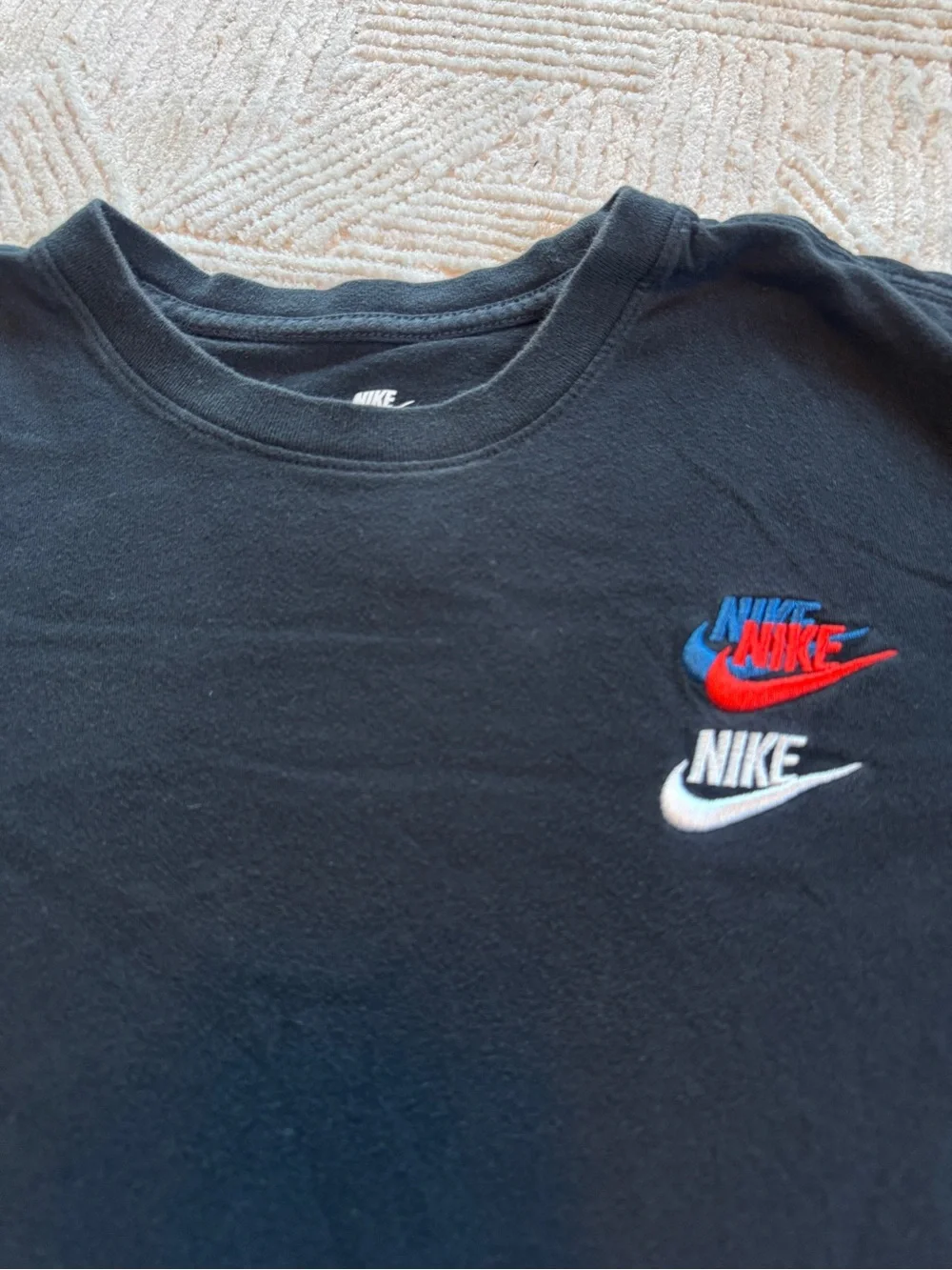 Nike Black Multi-Logo Embroidered Swoosh Tee Shirt Small S